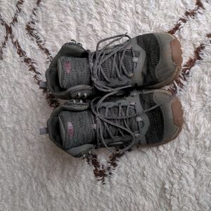 Keen Women's Hikers